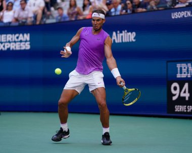New York - 31 Ağustos 2019 Grand Slam şampiyonu İspanyol Rafael Nadal, New York 'taki Billie Jean King Ulusal Tenis Merkezi' nde oynanan 2019 US Open üçüncü tur karşılaşmasında