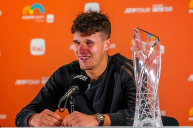 MIAMI GARDENS, FLORIDA - Erkekler tekler final maçında Sırp Novak Cokoviç 'i yendikten sonra düzenlediği basın toplantısında 30 Mart 2025 Miami Açık Şampiyonu Jakub Mensik