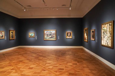 BATI PALM BEACH, FLORIDA - 12 Haziran 2024: Batı Palm Beach, Florida 'daki Norton Sanat Müzesinin iç görünümü