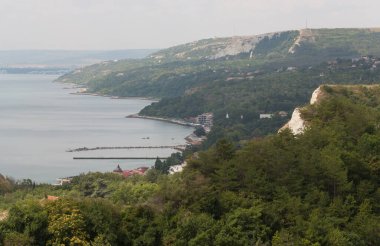 Balchik, Dobrich Eyaleti, Bulgaristan, 13.08.2022. Karadeniz kıyısındaki şehir. Doğu Avrupa Dinlenme Alanı.
