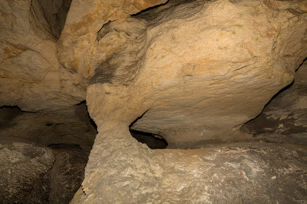 Speleologia Grotta Bacho Kiro Dryanovo Bulgaria — Foto Stock