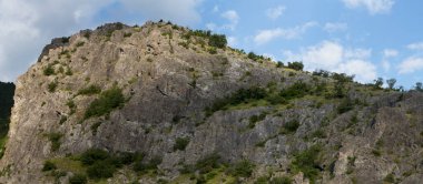 Balkan sıradağları, yerel olarak Stara Planina olarak da bilinir. Katlanmış dağların dağ zinciri.