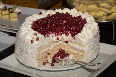 Turistler, pastalar ve pastalar için şekerlemeler.