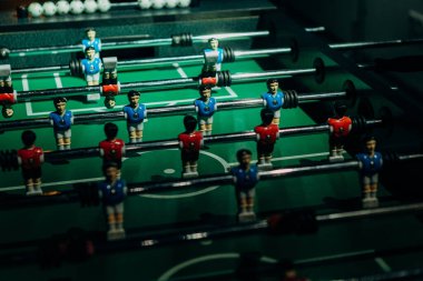 biblolar üzerindeki futbol tahtası oyun gecesi ışıklandırması lig bahsi