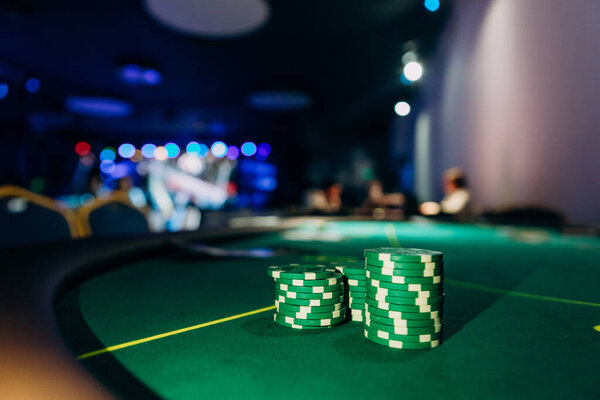 фишки казино на покерный стол азартные игры большой wi