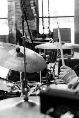 baterist enstrümanları kavramsal müzik sesi perküsyon enstrümanı geyiği