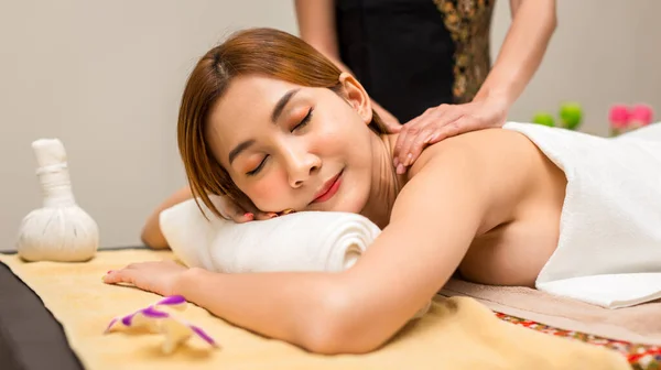 Relaxing Hand Massage Beauty Spa Soothing Massage Hand Professional Massage — стоковое фото