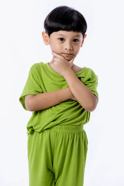 可爱的亚洲男孩的肖像 小男孩被白色背景隔离了 有白人背景的男孩 — 图库照片