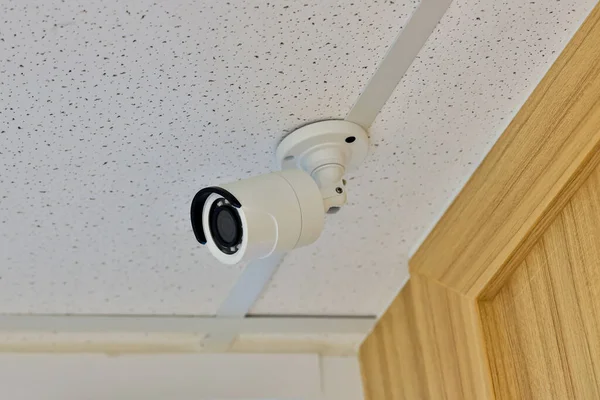 System Monitoringu Kamer Ochrony Online Zewnątrz Domu Zamazane Tło Pejzażu — Zdjęcie stockowe