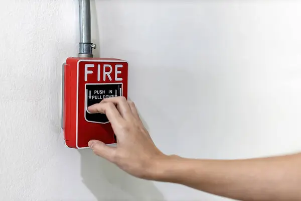 Woamn Worker Pushing Fire Alarm Wall Fire Emergency Case Factory — Stock Photo, Image