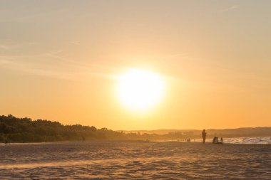 Baltık Denizi 'nde güzel bir gün batımı, Gdansk, Polonya