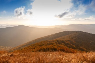 Mala Rawka, Bieszczady, Polonya 'dan tepelere bak