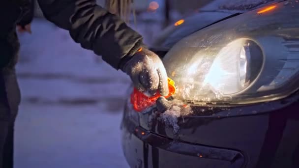 Frosty Mornings Central Eastern Europe Hand Scraping Frozen Ice Snow — Stockvideo