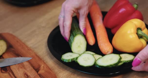 Homemade Vegetarian Dinner Seasonal Vegetables Prepared Kitchen Wife Cooks Home — Video