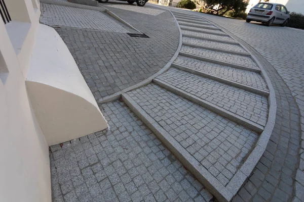 Pavimentación Cardo Establecido Uniformemente Una Curva Una Amplia Escalera Nivelando — Foto de Stock