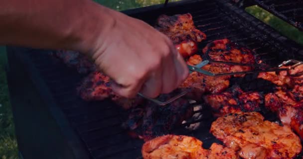 Well Browned Meat Lies Grill Grate Cook Ensures Each Piece — Stock Video