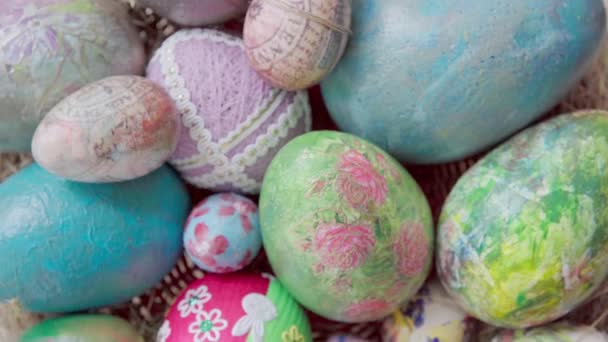 Ζήστε Χαρά Των Παραδόσεων Του Πάσχα Επιδέξια Δημιουργημένα Αυγά Διακοσμημένα — Αρχείο Βίντεο