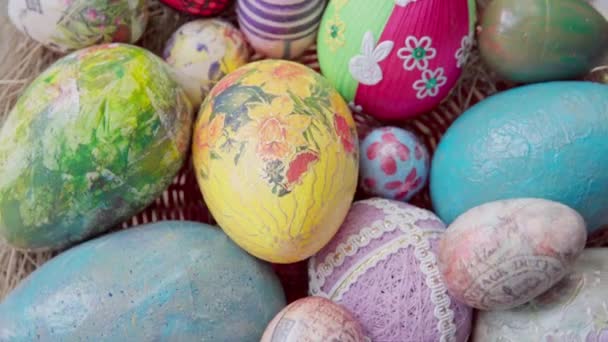 Zadejte Rozmarnou Říši Kde Ručně Malované Velikonoční Vajíčka Elegantně Točí — Stock video