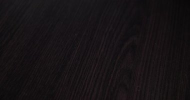 Bu, para akışını etkili bir şekilde saymak, yönetmek ve büyük banknotlar kullanarak izlemek için pratik bir yaklaşımdır.