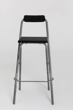 Ev, ofis ve depolama için ideal sağlam bir metal basamak taburesi, güvenlik ve erişilebilirliğin artırılması.