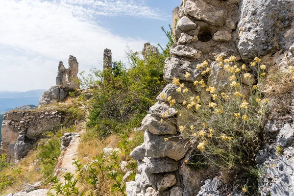 Calascio Italy August 2021 Particular Ruins Rocca Calascio Sunny Day — Stok fotoğraf