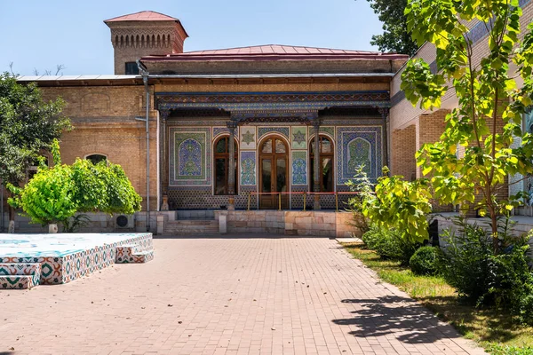 Taskent Üzbegisztán 2023 Augusztus Díszített Bejárati Ajtó Üzbegisztán Fővárosában Taskentben — Stock Fotó