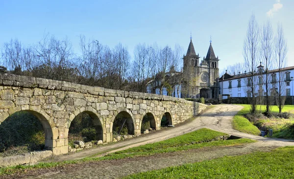 Impressionante Mosteiro Românico Pombeiro Com Seu Aqueduto Felgueiras Portugal — Fotografia de Stock