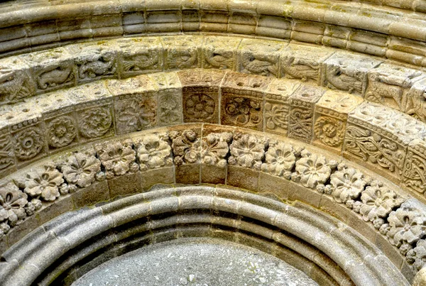 Arcos Románicos Del Portal Del Monasterio Pombeiro Felgueiras Portugal —  Fotos de Stock