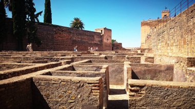 Alhambra, Granada, İspanya 'daki Alcazaba harabeleri