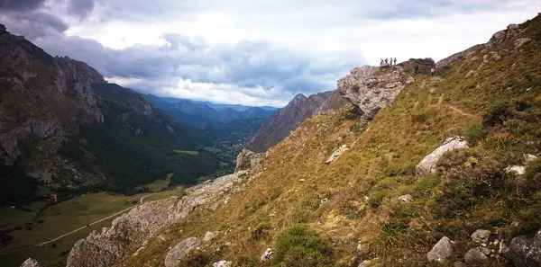 stock image Hiking through the Somiedo natural park in Asturias, alongside its lakes, Spain