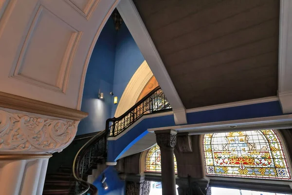 Escadas Redor Roda Cartão Vitrais Acima Entrada Queen Victoria Building — Fotografia de Stock