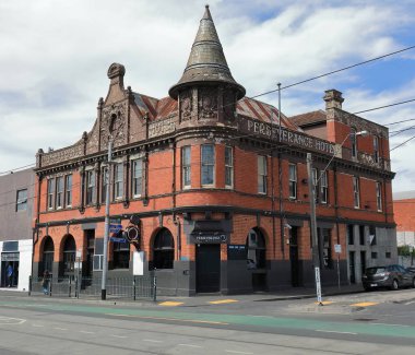 Melbourne, Avustralya-24 Ekim 2018: MS 1911 yapımı Perseverance Hotel, Brunswick Caddesi 'nin ünlü, eski bir özelliği, Fitzroy banliyösündeki Art Nouveau fikirlerinin en başarılı uyarlamasıdır..