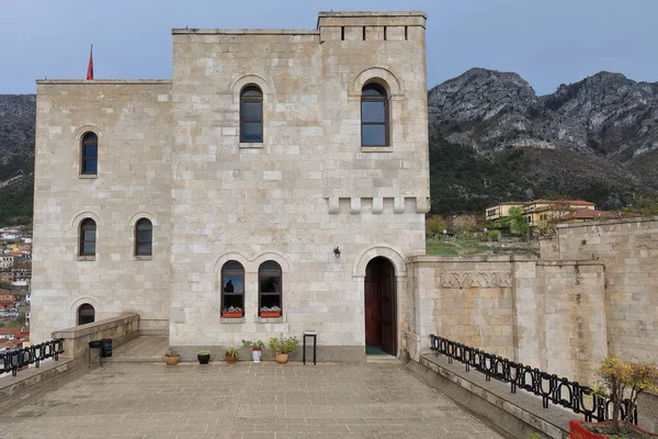 Μερική Πρόσοψη Του Μουσείου Skanderbeg Επίσημα Εθνικό Ιστορικό Μουσείο Gjergj Εικόνα Αρχείου