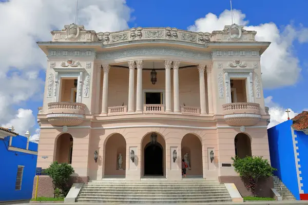 stock image Sancti Spiritus, Cuba-October 15, 2019: The early 1900s built former Sociedad el Progreso-Progress Society Neoclassical building, since 1963 the Biblioteca Provincial Ruben Martinez Villena Library.