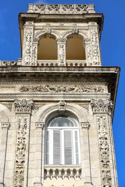 stock image Havana, Cuba-October 26, 2019: Turret on the northwest angle of the Palacio Matrimonios-Wedding Palace, neo-Renaissance building from 1914 at 302 Paseo del Prado Promenade west side, Habana Centro.