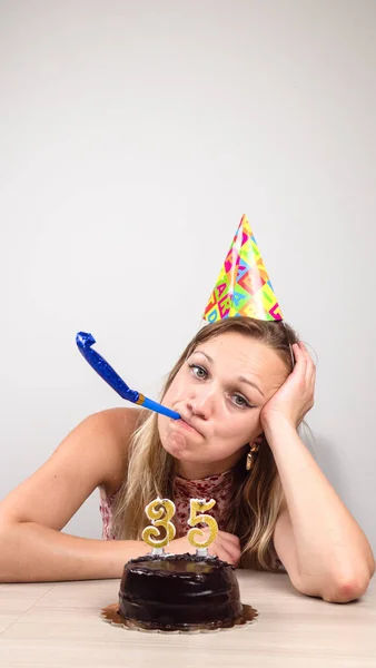 Holidays Celebrations Sad Cute Girl Celebrating Her Birthday Alone Holding — Foto Stock