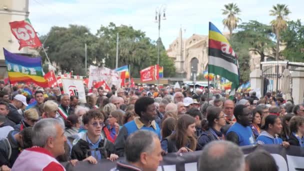 Roma Italia Noviembre 2022 Manifestación Contra Envío Armas Ucrania Contra — Vídeo de stock