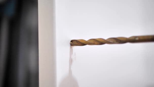 Master Drills Hole Wall Drill Inserts Screw Twists Fastens Plinth — Stock Video