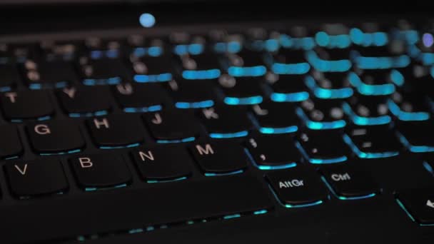 Close Iluminação Teclado Laptop Teclado Retroiluminado Teclado Jogo Backlight — Vídeo de Stock