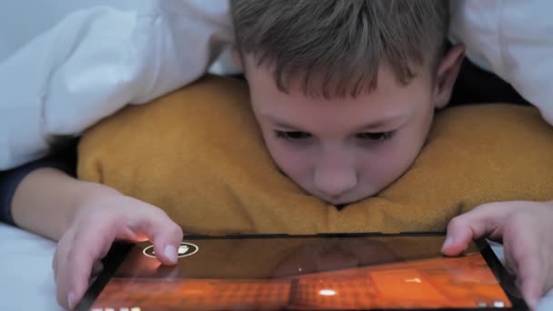 Boy Child Lying Bed Watching Cartoons Digital Tablet Close Portrait — Wideo stockowe