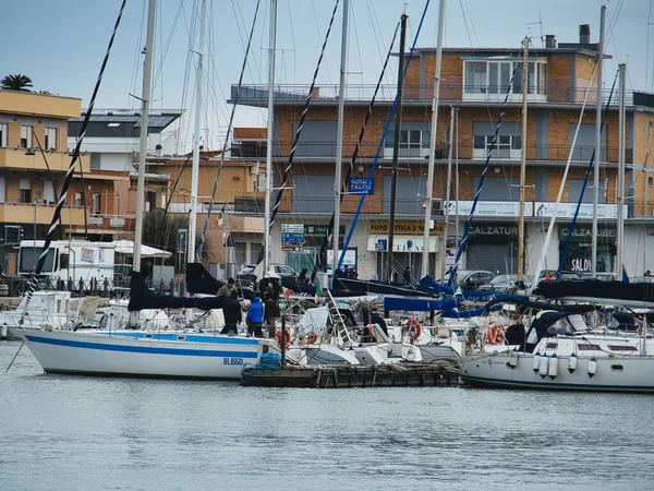 Porto Con Yacht Vicino Alla Città Yacht Ormeggiati Nel Porto — Foto Stock