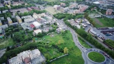 Roma, İtalya 'nın Prenestina bölgesinde. Modern yol sistemine kuşbakışı bir bakış..