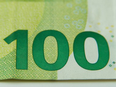 100 Euro 'luk banknotlar yakın plan makro para