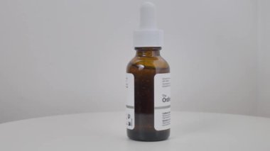 Roma İtalya, 20 Eylül. 2023. Sıradan, Skincare. Kafein Çözümü