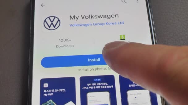 Рим Італія Вересня 2023 Завантажити Телефону Volkswagen — стокове відео