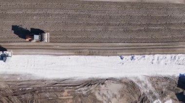 İnşaat sırasında kayan kumların yukarıdan görünüşü.
