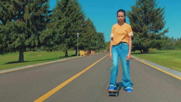 Active Healthy Lifestyle Adorable Cool Adolescent Girl Riding Skateboard Park — Stock Video