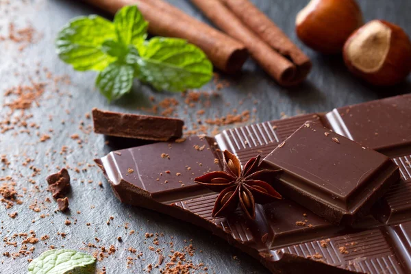 Barra Chocolate Espolvoreada Con Cacao Con Aditivos — Foto de Stock