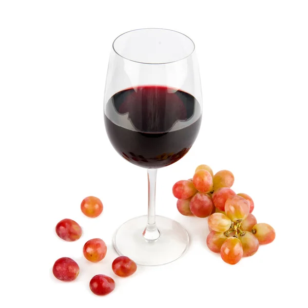 Wijn Een Wijnglas Witte Achtergrond Geïsoleerde Druiven — Stockfoto