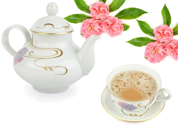 Porzellan Teekanne Und Tasse Mit Floralem Ornament Isoliert Auf Weißem — Stockfoto